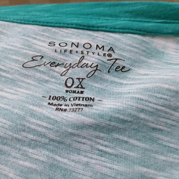 Sonoma💙 turquoise blue tee - Picture 2 of 2